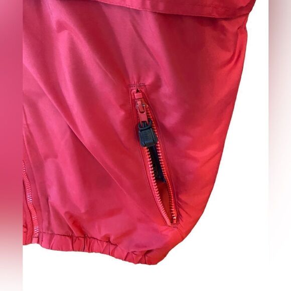 Dooney & Bourke Sz M Red Nylon & Fleece Sleeveless Front Zipper layer Vest - Picture 10 of 10